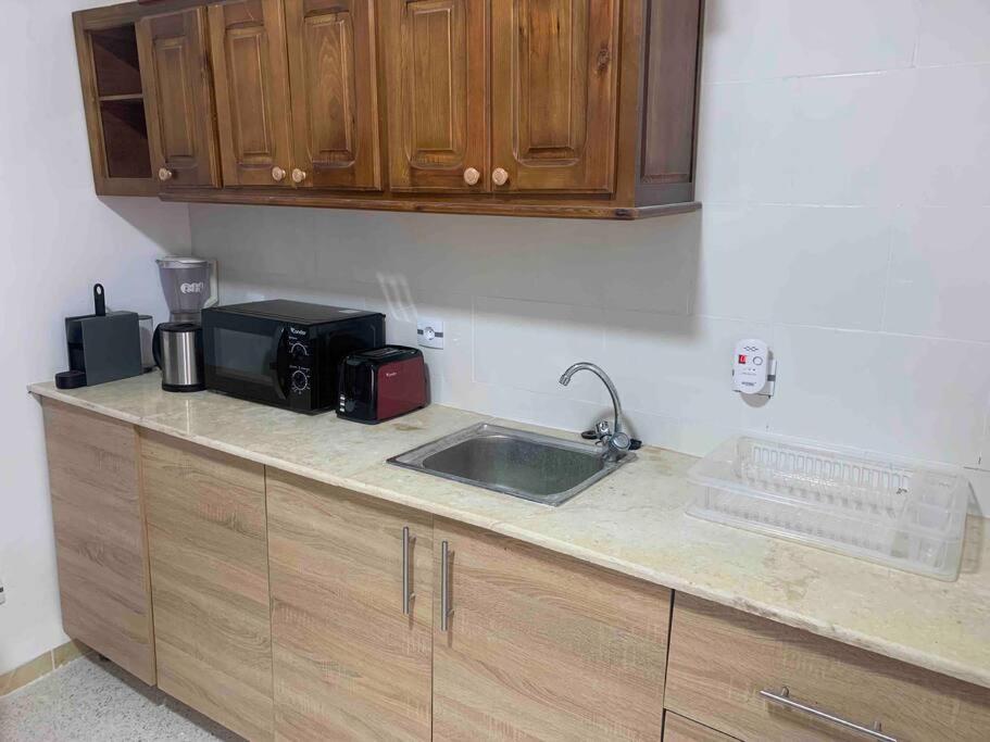 Appartement 5 Lits Climatise Salon 2Chambres Cuisine Equipee Sdb Staoueli Exteriör bild